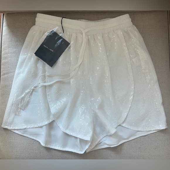 NWT: Missguided Peace + Love White Sequin Shirt + Short Set - Picture 6 of 10